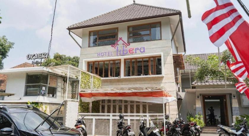 Hotel Tibera Taman Cibeunying Bandung Exteriör bild